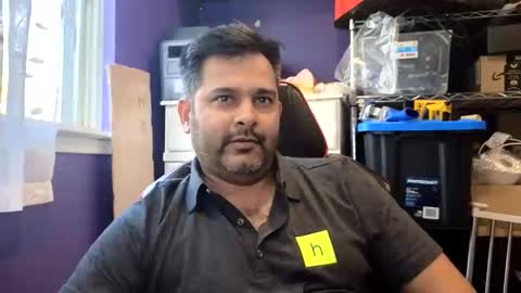sakhtlaundaz online show from April 30, 2026, 9:30 pm
