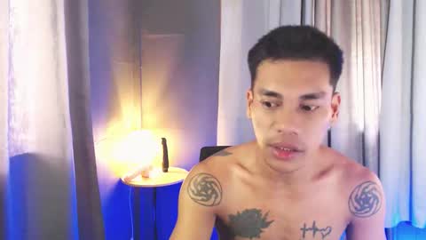Snapshot of naughtyfuck_boy chatting on April 19, 2026, 2:00 am naughtyfuck_boy online show from April 19, 2026, 2:00 am
