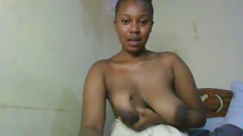 Shee online show from February 23, 2026, 11:35 pm