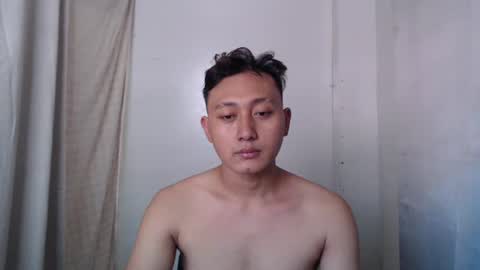 Snapshot of naughtyhot_mike18 chatting on August 4, 2026, 6:38 am am waiting for pvt online show from August 4, 2026, 6:38 am