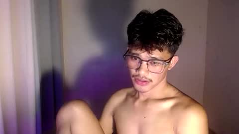 Snapshot of naughtyjosh_ chatting on June 3, 2026, 8:17 am Josh online show from June 3, 2026, 8:17 am