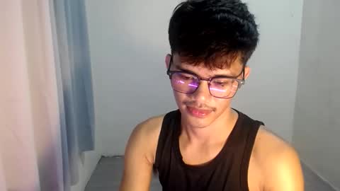 Snapshot of naughtyjosh_ chatting on June 6, 2026, 7:02 am Josh online show from June 6, 2026, 7:02 am