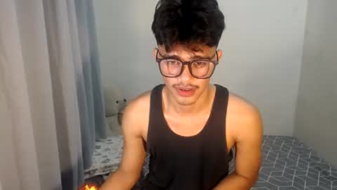Snapshot of naughtyjosh_ chatting on July 2, 2026, 5:24 am Josh online show from July 2, 2026, 5:24 am