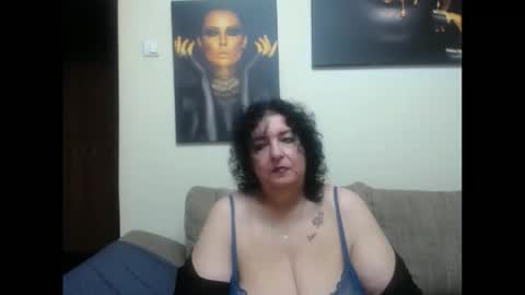 Snapshot of naughtykorin chatting on June 5, 2026, 6:35 pm korin online show from June 5, 2026, 6:35 pm