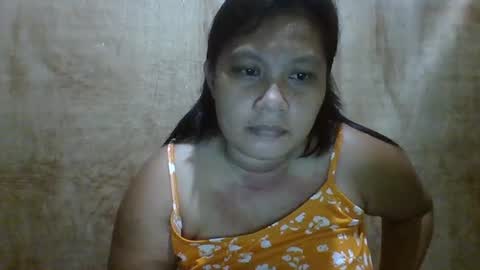 Snapshot of naughtypinay08 chatting on July 7, 2026, 11:58 am juls online show from July 7, 2026, 11:58 am
