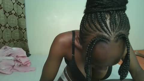 Snapshot of naughtysweetpie chatting on April 6, 2026, 5:41 am naughty online show from April 6, 2026, 5:41 am