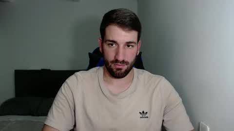 Snapshot of naugthy18boy chatting on January 24, 2025, 8:43 pm Nico online show from January 24, 2025, 8:43 pm