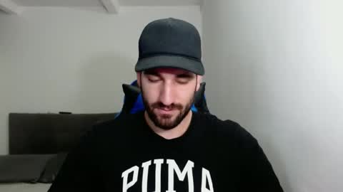 Snapshot of naugthy18boy chatting on February 1, 2025, 1:51 pm Nico online show from February 1, 2025, 1:51 pm