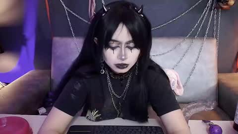 Snapshot of navier__ chatting on November 30, 2025, 1:59 pm Navier online show from November 30, 2025, 1:59 pm