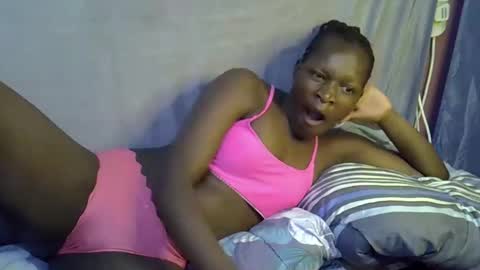 Snapshot of navy_kaia chatting on April 9, 2026, 1:05 am sexylover online show from April 9, 2026, 1:05 am