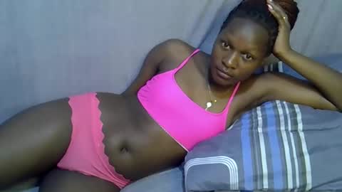 Snapshot of navy_kaia chatting on April 30, 2026, 9:15 am sexylover online show from April 30, 2026, 9:15 am