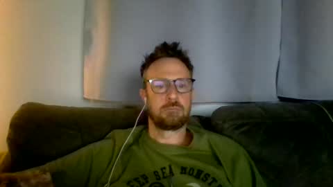 Snapshot of nawtydom1977 chatting on July 1, 2026, 4:58 am nawtydom1977 online show from July 1, 2026, 4:58 am