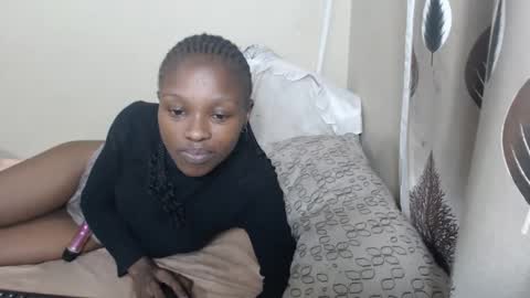 Snapshot of nawtylarissa_ chatting on October 1, 2025, 12:49 am nawtylarissa_ online show from October 1, 2025, 12:49 am