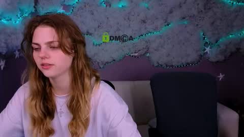 Naya online show from March 15, 2026, 10:10 am