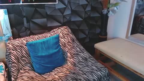 Nazper online show from February 6, 2025, 6:46 pm