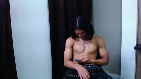 Nazper online show from September 30, 2025, 5:07 pm