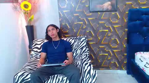 Nazper online show from October 8, 2025, 3:42 pm