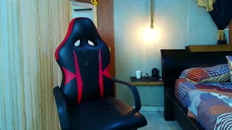 NAZPER online show from April 10, 2026, 4:44 pm