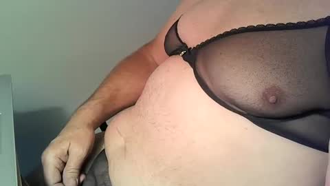 Snapshot of nbw chatting on January 1, 2025, 11:07 pm nbw online show from January 1, 2025, 11:07 pm