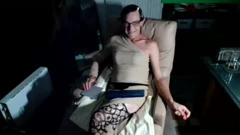 Hi Im CJ online show from January 17, 2025, 10:55 am