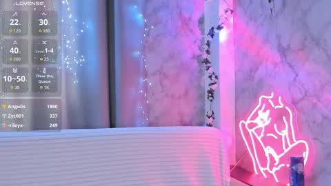 Eva online show from January 19, 2026, 7:34 am