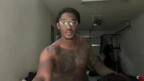 Snapshot of neednoluv chatting on October 28, 2025, 7:27 pm neednoluv online show from October 28, 2025, 7:27 pm