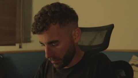 G as the point online show from April 13, 2026, 9:42 pm