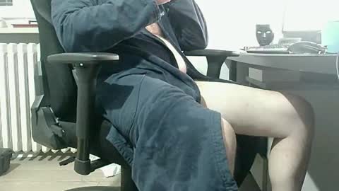 Snapshot of neeko1283 chatting on February 12, 2026, 5:30 pm neeko online show from February 12, 2026, 5:30 pm