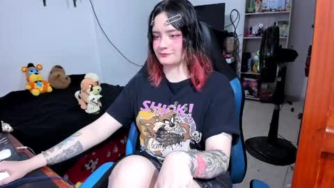 Geek Nicole    im Neeko UwU online show from April 11, 2026, 7:45 am