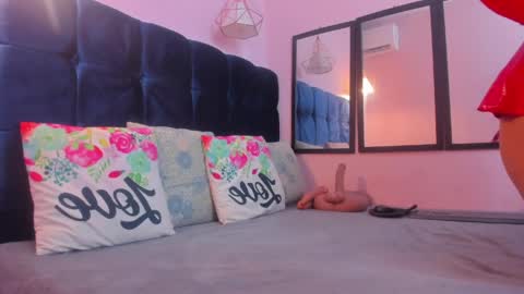 neferet_opal online show from March 31, 2026, 1:18 am