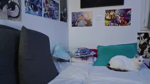 Neko online show from September 21, 2025, 2:51 pm