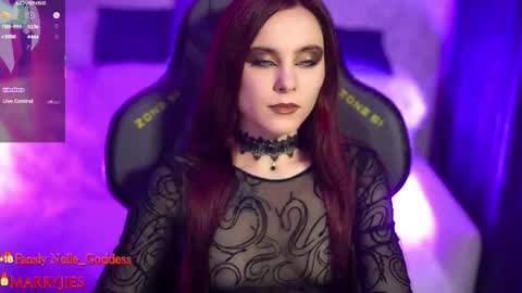 Snapshot of nelle_ chatting on October 9, 2025, 5:33 pm    online show from October 9, 2025, 5:33 pm