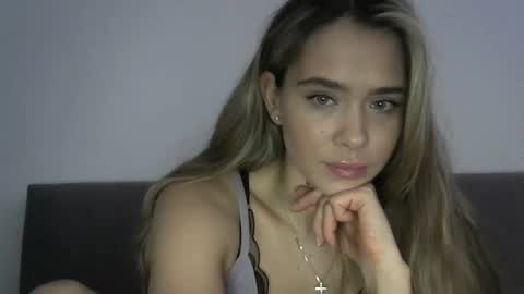 nelly_fortu online show from February 10, 2026, 12:09 pm