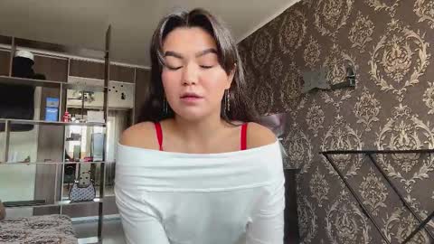 Ava online show from March 14, 2026, 8:42 am