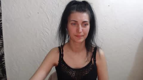 Nensy online show from April 13, 2026, 4:01 pm