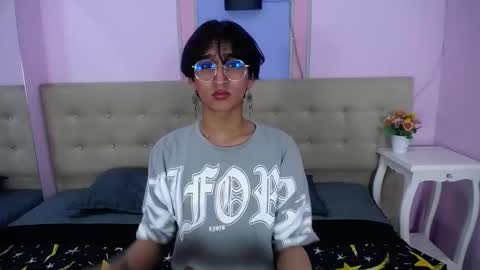 NeonAdonis online show from October 21, 2025, 11:44 am