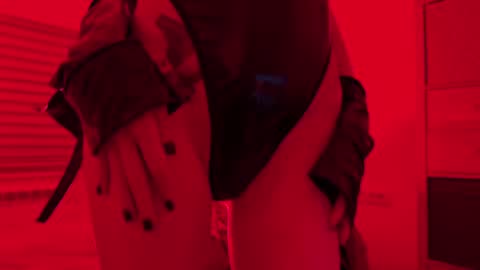 Snapshot of neondemon_ chatting on December 28, 2024, 2:54 am maeve online show from December 28, 2024, 2:54 am