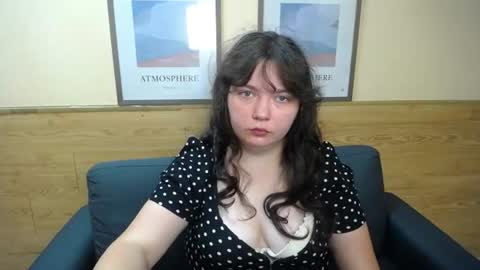 Snapshot of neonilalisova chatting on July 16, 2026, 5:13 am NeonilaLisova online show from July 16, 2026, 5:13 am