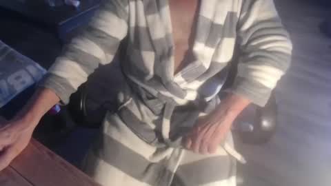 Snapshot of neptun1965 chatting on February 13, 2025, 8:27 am neptun1965 online show from February 13, 2025, 8:27 am