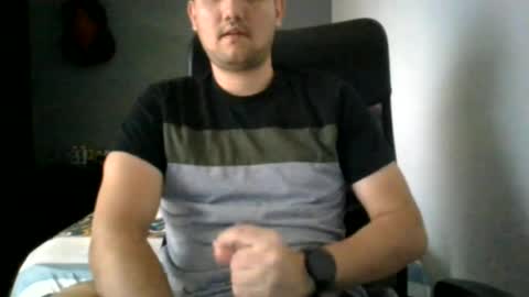 MrBull online show from June 12, 2026, 9:25 pm