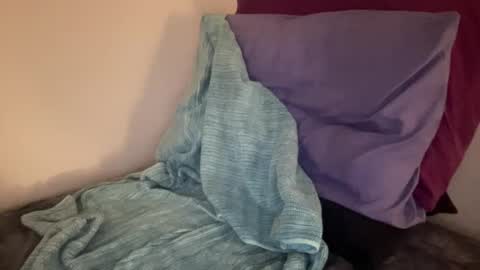 Xavy online show from February 26, 2025, 3:32 am