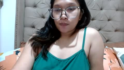 Snapshot of nerdypinaypie chatting on July 20, 2026, 6:38 am nerdypinaypie online show from July 20, 2026, 6:38 am