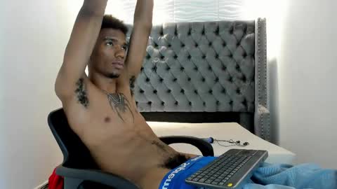 Snapshot of nero_reyd chatting on May 23, 2026, 7:18 pm Nero online show from May 23, 2026, 7:18 pm