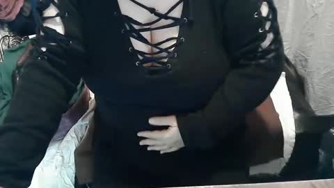 Snapshot of neslihan35 chatting on February 16, 2025, 6:10 am neslihan online show from February 16, 2025, 6:10 am