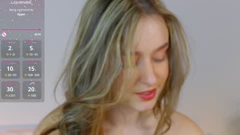 Snapshot of nestygrey chatting on February 1, 2025, 3:30 am Nesty online show from February 1, 2025, 3:30 am