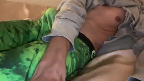 Snapshot of netflixchillin20 chatting on December 4, 2024, 10:46 am alpha online show from December 4, 2024, 10:46 am