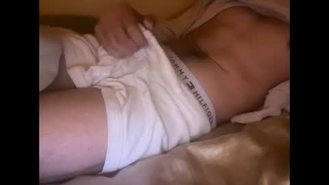 Snapshot of netflixchillin20 chatting on February 18, 2025, 5:09 am alpha online show from February 18, 2025, 5:09 am