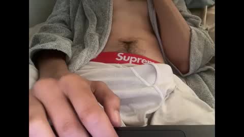 Snapshot of netflixchillin20 chatting on March 6, 2025, 1:27 am alpha online show from March 6, 2025, 1:27 am