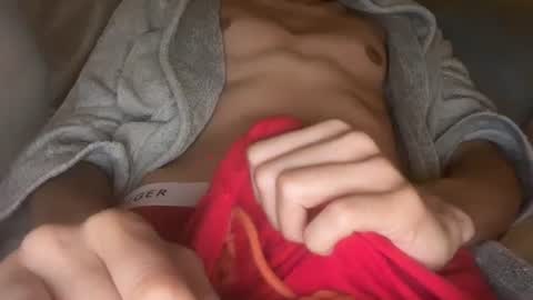 Snapshot of netflixchillin20 chatting on October 26, 2025, 9:15 am alpha online show from October 26, 2025, 9:15 am