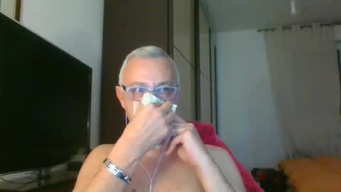 nevenerabis online show from February 5, 2025, 1:15 am